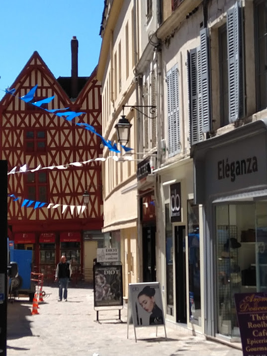 AUXERRE