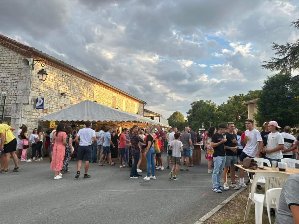 Vide grenier CASTANET